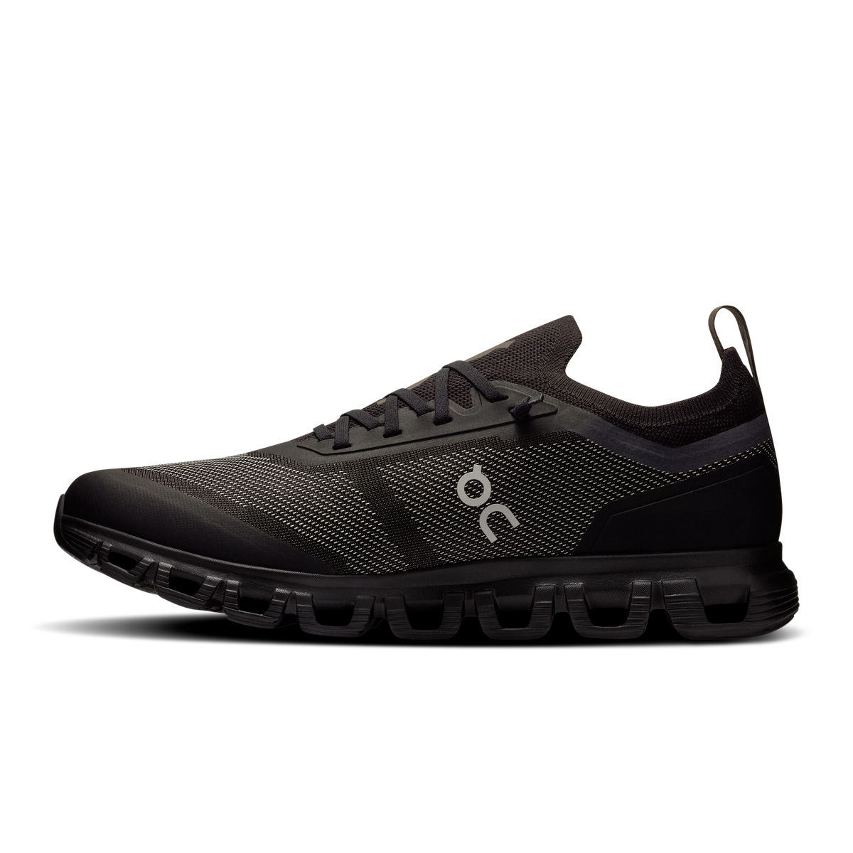 On Running Men's Cloud 6 Versa Shoes - Black / Eclipse